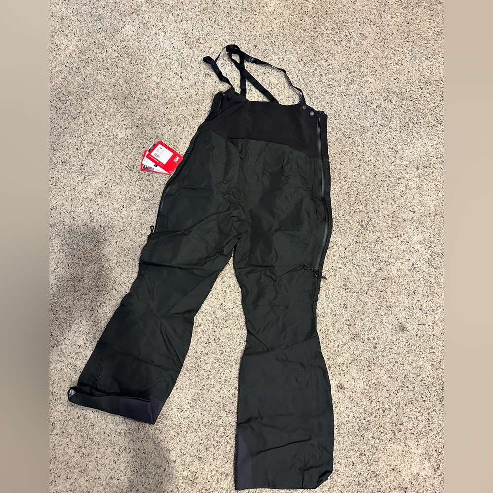 Women’s ski/snowboard overalls black XL Helly Hansen